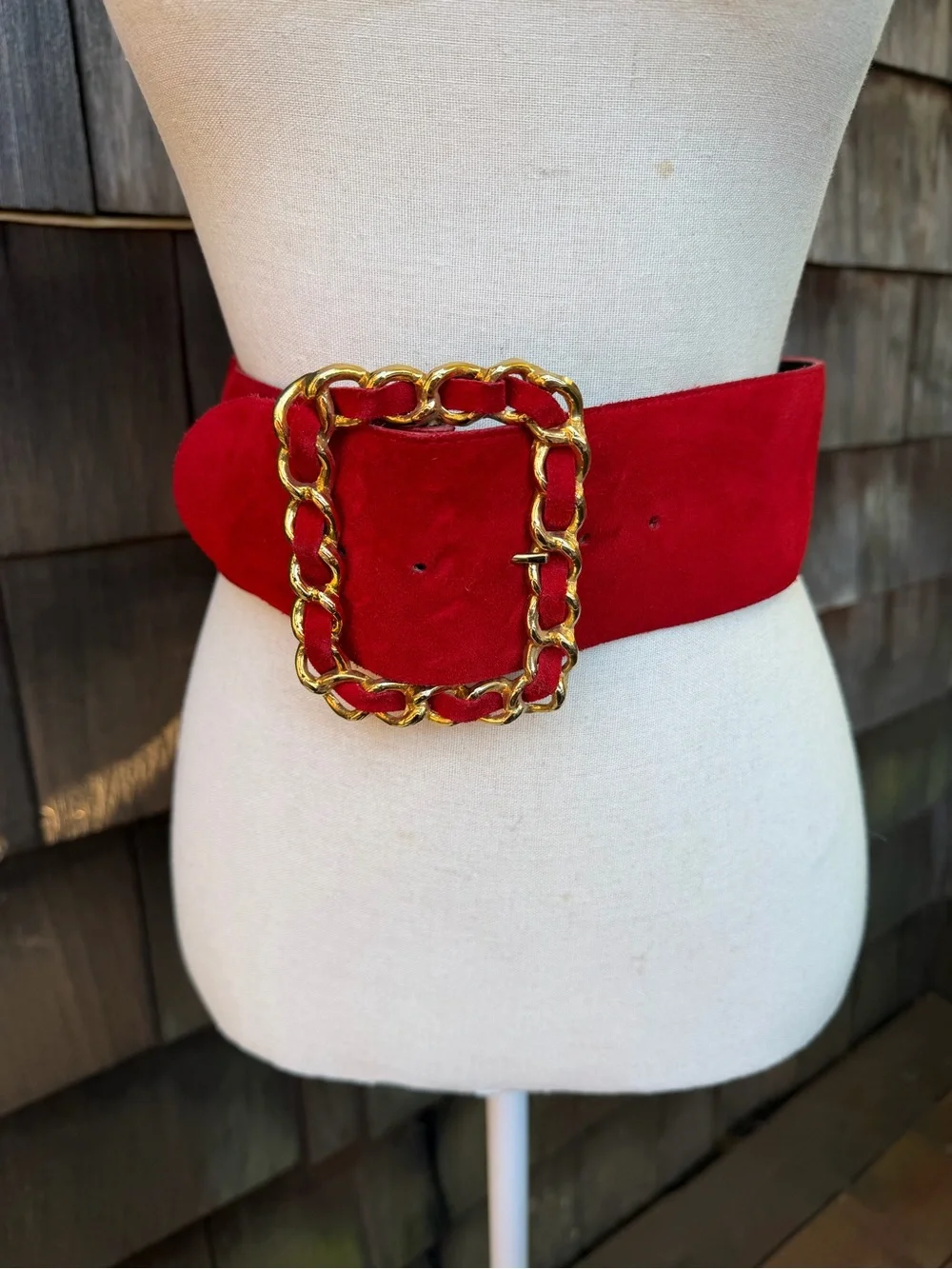 Vintage red suede belt gold braid buckle Sz M The Limited fit 27/31”